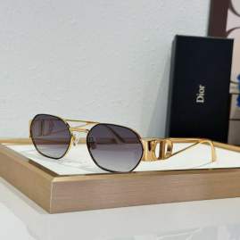 Picture of Dior Sunglasses _SKUfw76250384fw